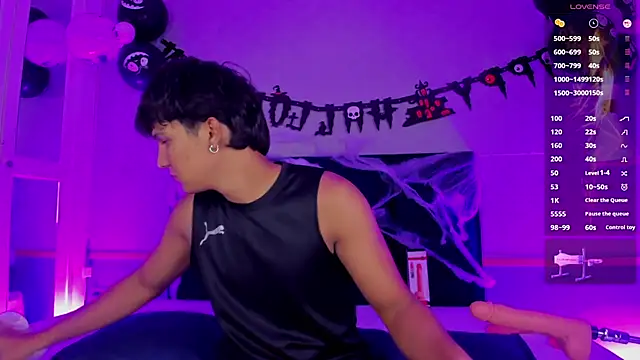 Leo Savage  online show from 22, 10, 2025