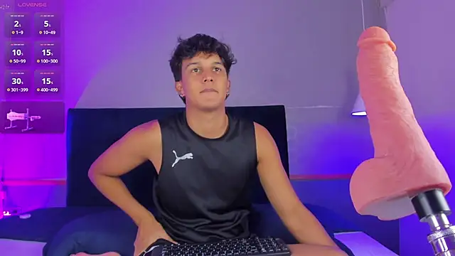 Leo Savage  online show from 1, 10, 2025