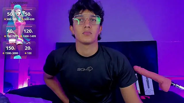 Leo Savage  online show from 3, 11, 2025