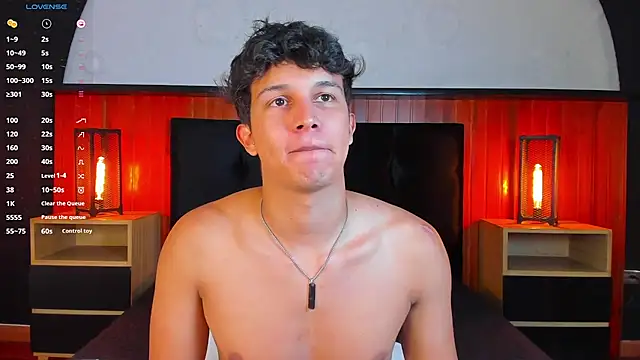 Leo Savage  online show from 17, 5, 2026