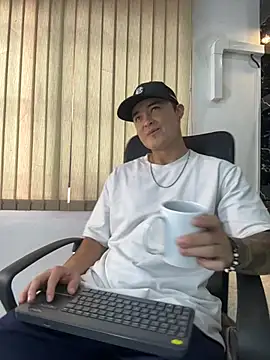 Snapshot of Alexander_ferre chatting on 3, 7, 2026 Alexander ferre online show from 3, 7, 2026