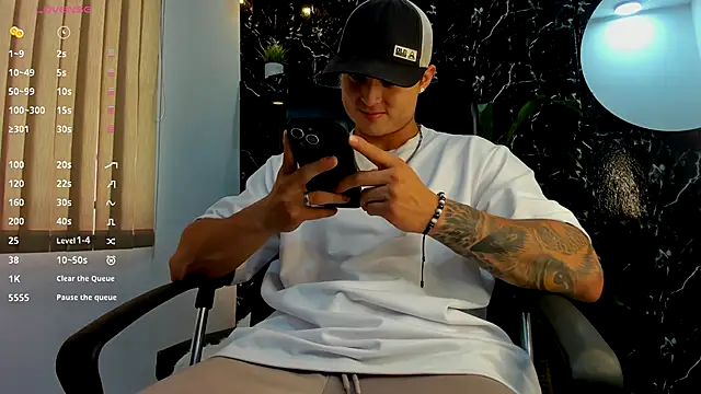 Alexander ferre online show from 6, 10, 2025