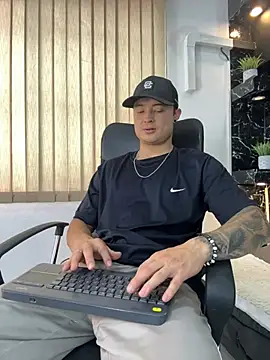 Snapshot of Alexander_ferre chatting on 15, 6, 2026 Alexander ferre online show from 15, 6, 2026