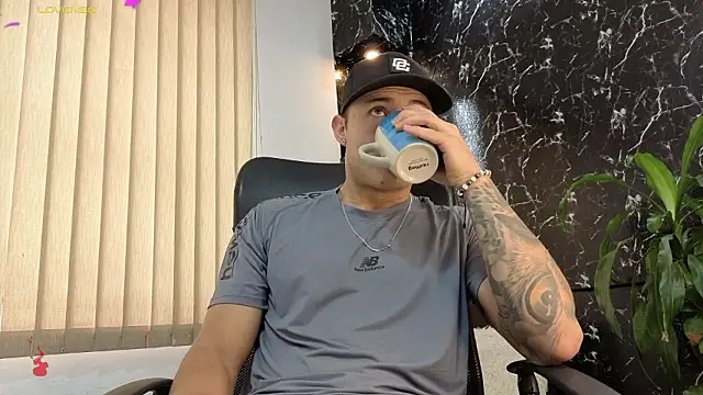 Alexander ferre online show from 14, 2, 2026