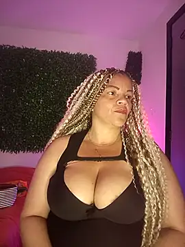 Eva Luxei online show from 9, 11, 2025