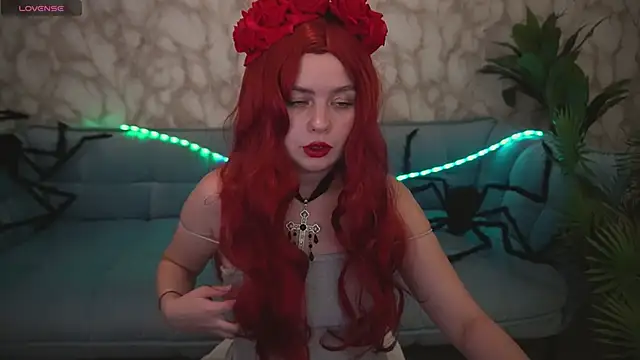 RedDoll  online show from 29, 10, 2025