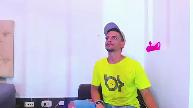  Tarekk  online show from 30, 9, 2025