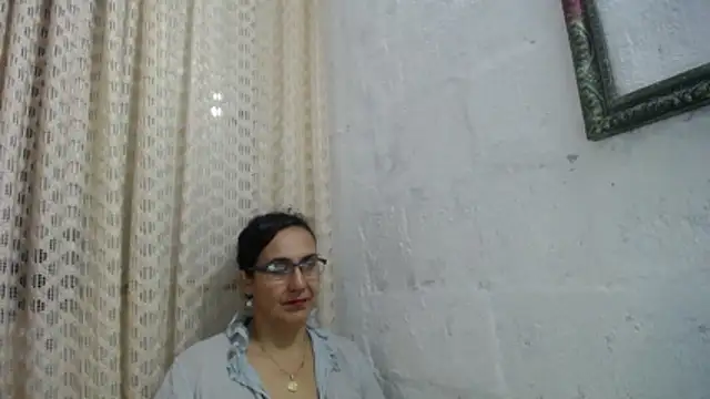 Snapshot of gabbyparker_ chatting on 8, 1, 2026 gabbyparker online show from 8, 1, 2026