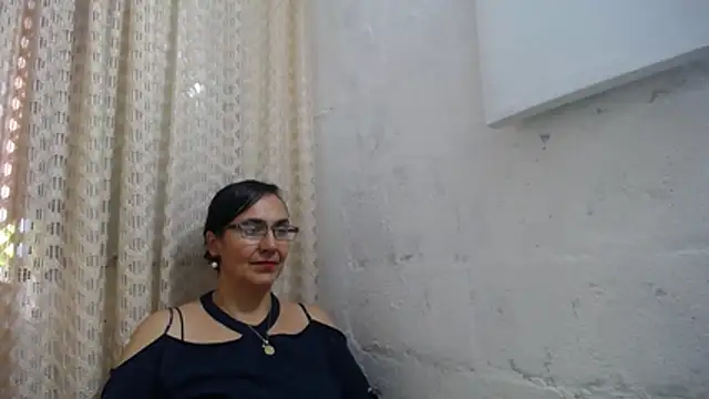 Snapshot of gabbyparker_ chatting on 22, 12, 2025 gabbyparker online show from 22, 12, 2025