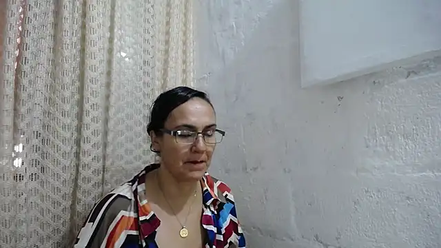 Snapshot of gabbyparker_ chatting on 31, 10, 2025 gabbyparker online show from 31, 10, 2025