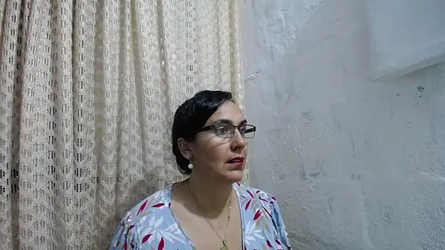 Snapshot of gabbyparker_ chatting on 29, 9, 2025 gabbyparker online show from 29, 9, 2025
