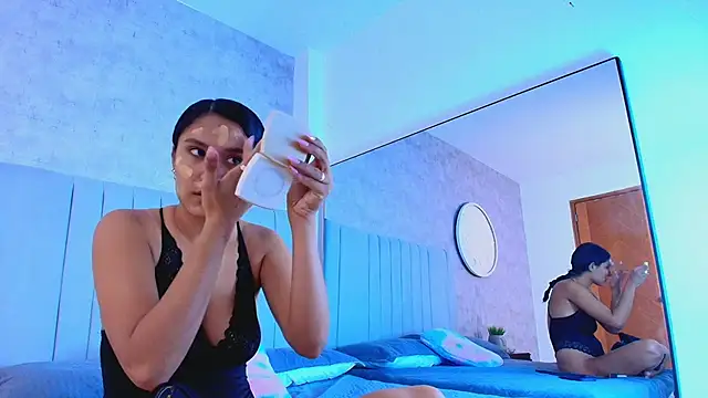 karla-ruiz online show from 19, 10, 2025