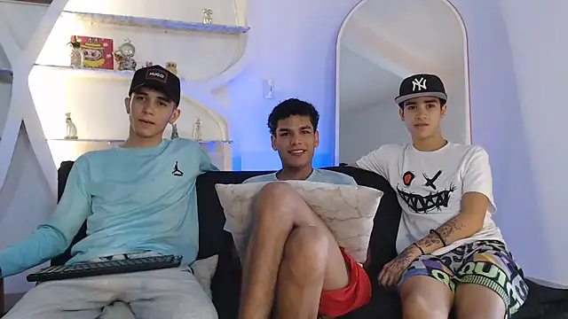 THREE GUYS HOT online show from 26, 9, 2025