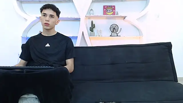 THREE GUYS HOT online show from 19, 11, 2025