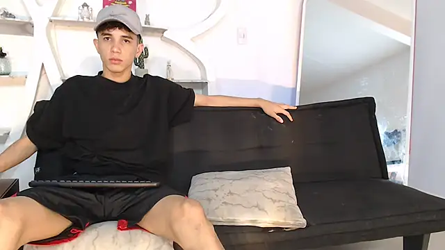 THREE GUYS HOT online show from 1, 11, 2025