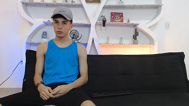 THREE GUYS HOT online show from 29, 11, 2025