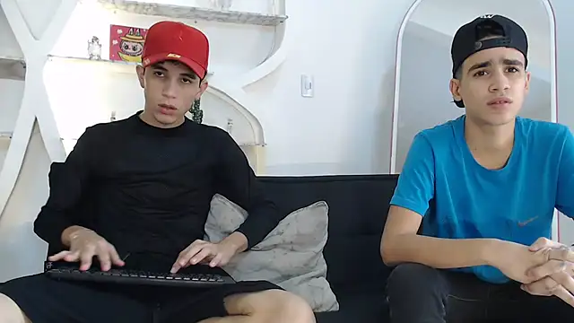 THREE GUYS HOT online show from 13, 10, 2025