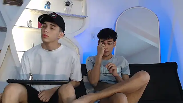 THREE GUYS HOT online show from 1, 10, 2025