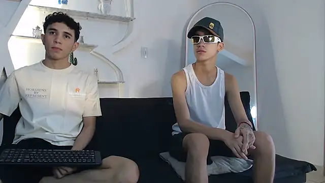 THREE GUYS HOT online show from 26, 10, 2025