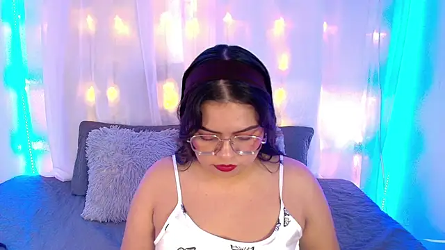 LilyRousee online show from 15, 11, 2025