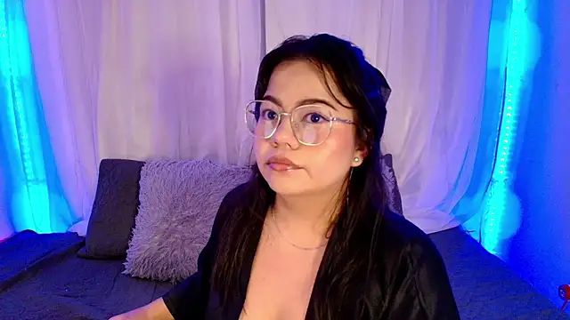 LilyRousee online show from 6, 4, 2026