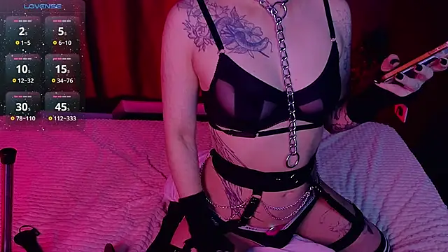 GothXRaven online show from 11, 11, 2025