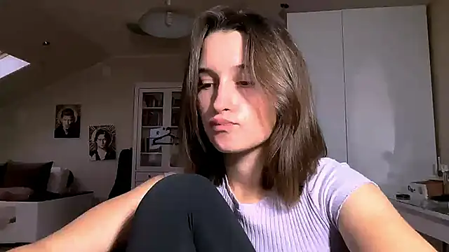 DarlineBrustera online show from 10, 10, 2025