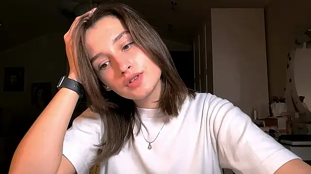 DarlineBrustera online show from 25, 11, 2025