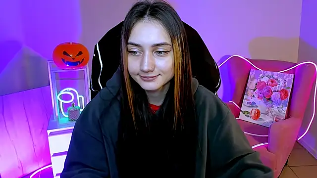 olivianorton online show from 24, 10, 2025