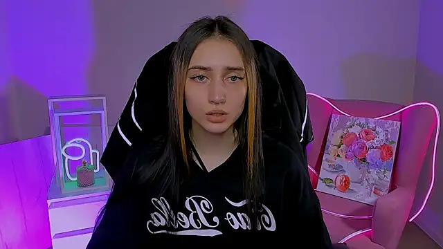 olivianorton online show from 16, 10, 2025