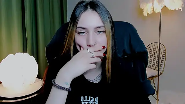 olivianorton online show from 29, 9, 2025