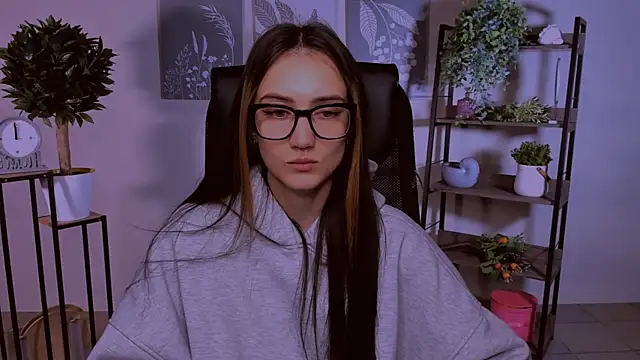 olivianorton online show from 12, 10, 2025