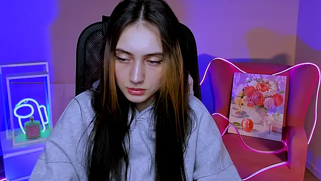 olivianorton online show from 12, 11, 2025