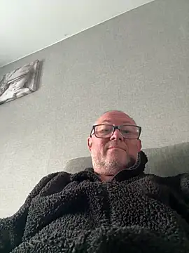 Snapshot of naughtygrandad1 chatting on 7, 6, 2026 naughtygrandad1 online show from 7, 6, 2026