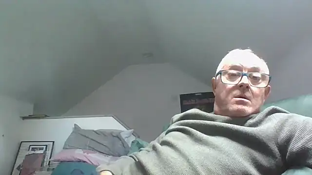 Snapshot of naughtygrandad1 chatting on 9, 6, 2026 naughtygrandad1 online show from 9, 6, 2026