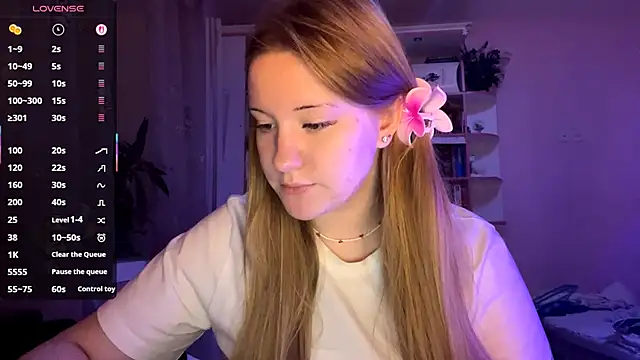 PandaFluff online show from 15, 9, 2025