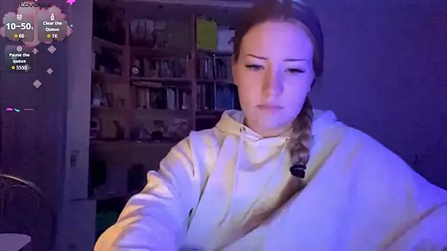 PandaFluff online show from 2, 2, 2026