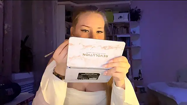 PandaFluff online show from 21, 9, 2025