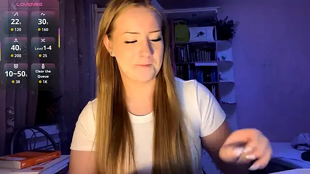 PandaFluff online show from 3, 10, 2025