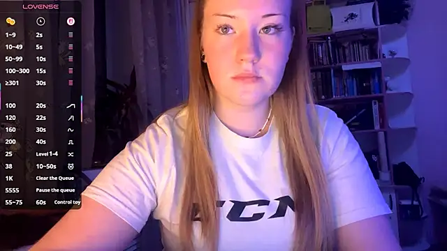 PandaFluff online show from 11, 9, 2025