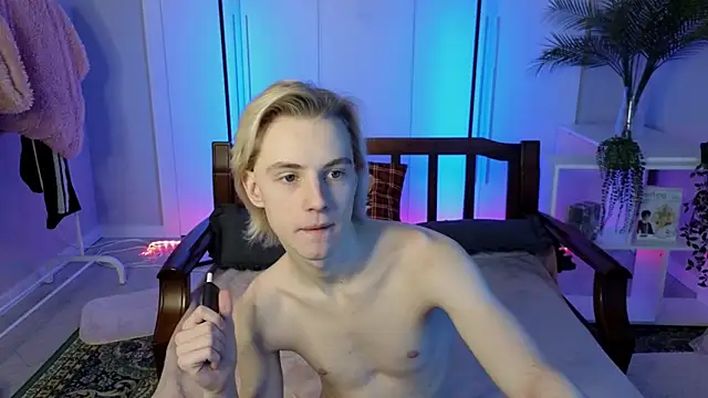 saintlauren1 online show from 30, 11, 2025