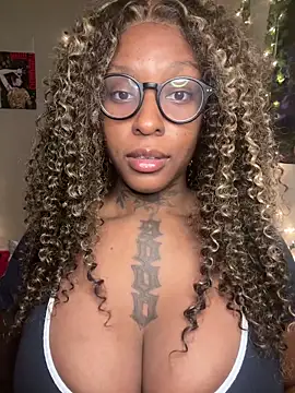 MistiSavannah online show from 30, 4, 2026