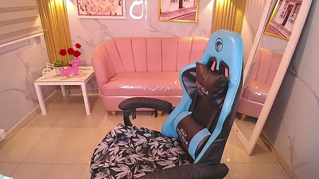 angel09 a  online show from 19, 12, 2025