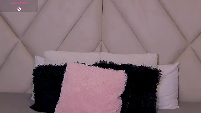 CharlotteeBrownn online show from 8, 10, 2025