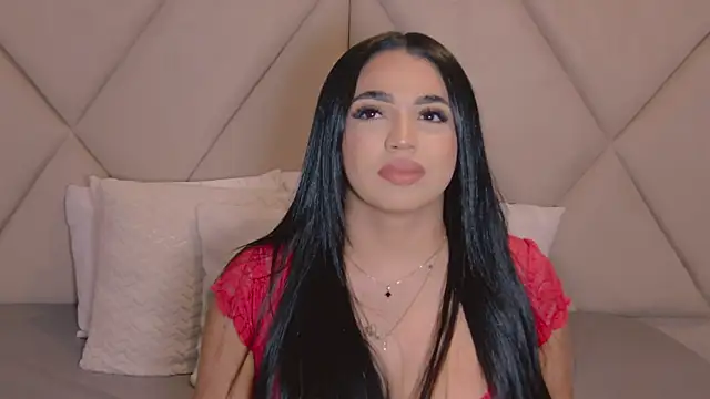 CharlotteeBrownn online show from 24, 4, 2026