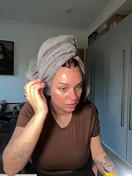 OliviaaFischer online show from 25, 2, 2026