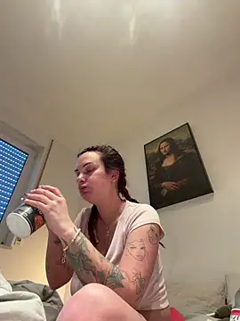 OliviaaFischer online show from 7, 4, 2026