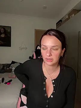 OliviaaFischer online show from 2, 3, 2026