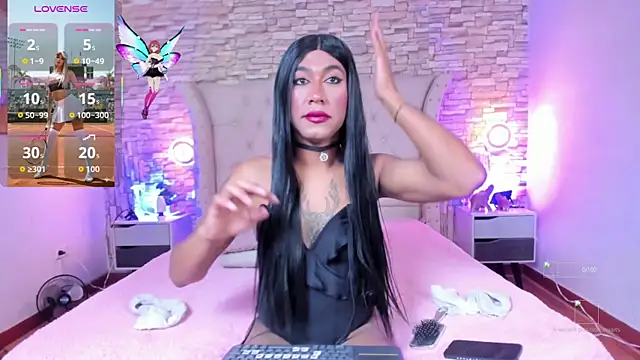 Lucia-Horny24 online show from 28, 11, 2025