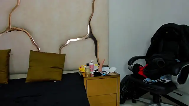 Noa Arez online show from 11, 9, 2025